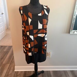 Alfani Black with Brown and White Geometric Tunic. Pair with black leggings

#93